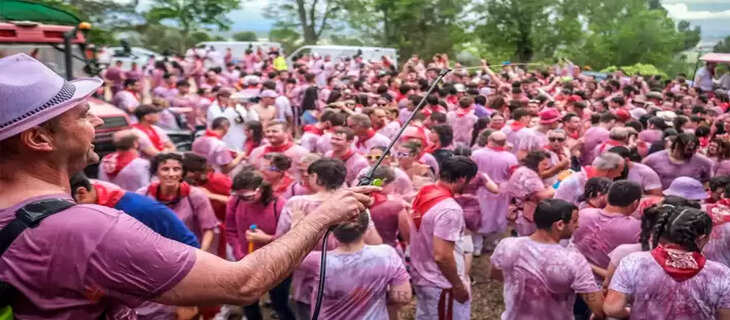 red wine fight